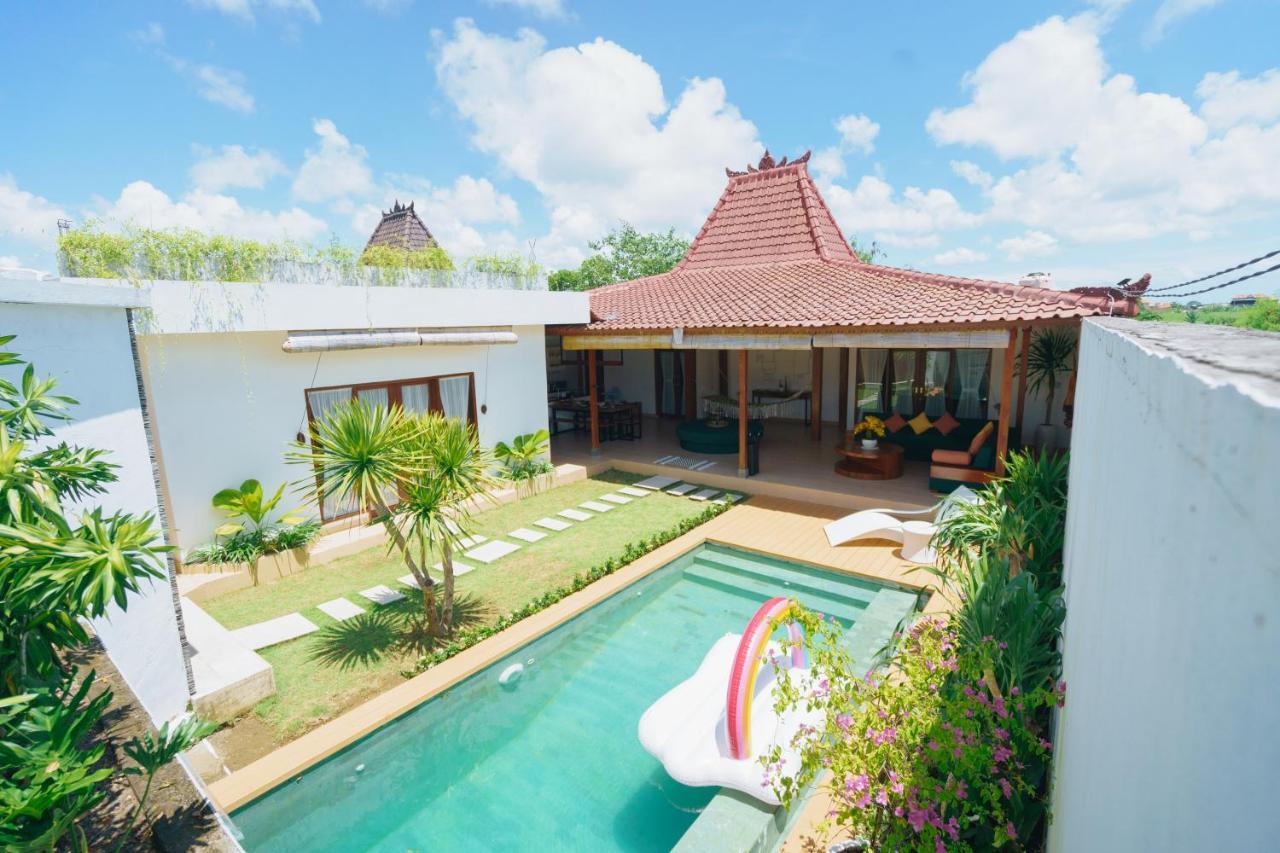 Villa Orked 3 With Family Room Seminyak Exterior foto